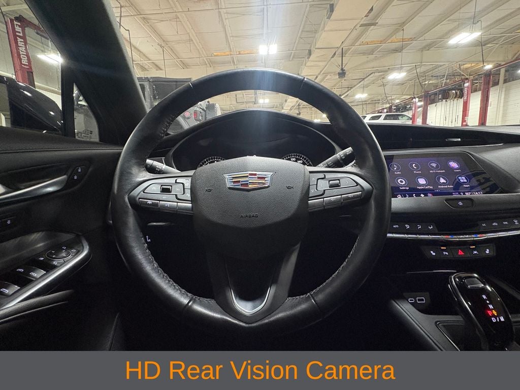 2023 Cadillac XT4 Premium Luxury