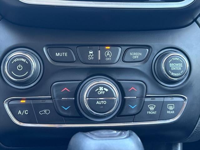 2019 Jeep Cherokee Overland 4x4