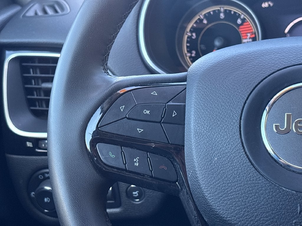 2023 Jeep Cherokee Altitude Lux 4x4