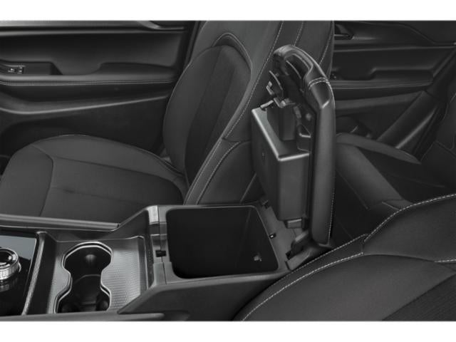 2025 Jeep Grand Cherokee Laredo 4x2