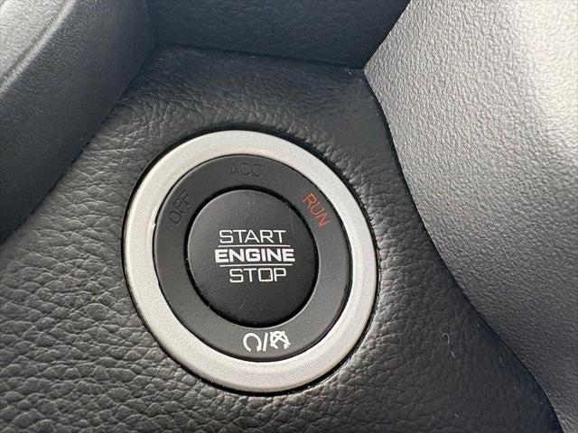 2019 RAM 1500 Big Horn/Lone Star Crew Cab 4x4 5'7' Box
