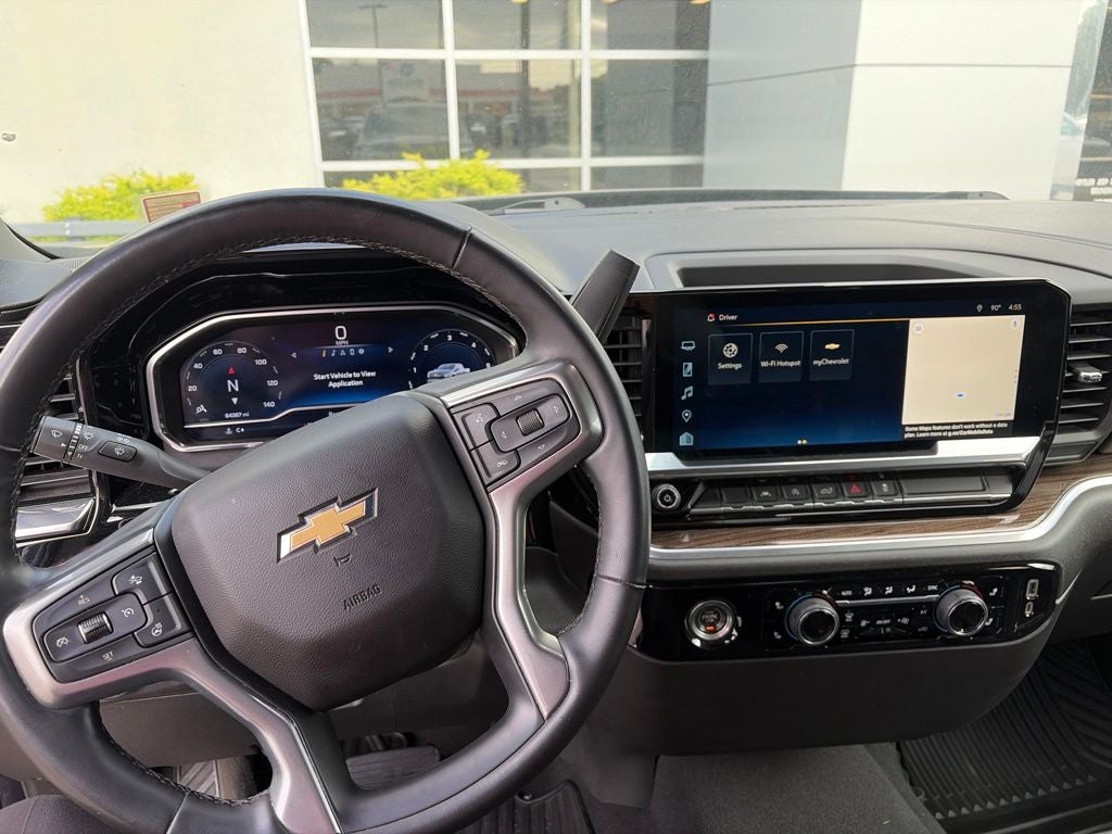 2023 Chevrolet Silverado 1500 4WD Crew Cab Short Bed LT with 2FL