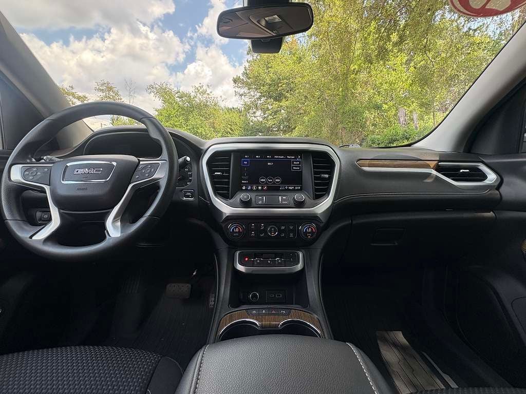 2023 GMC Acadia FWD SLE