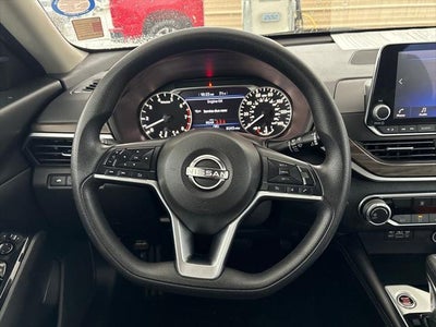 2023 Nissan Altima SV FWD