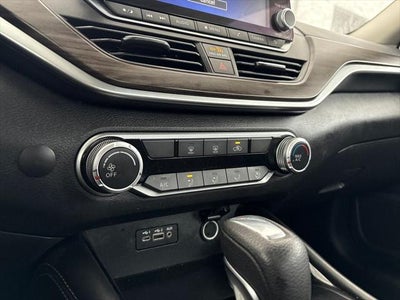 2023 Nissan Altima SV FWD