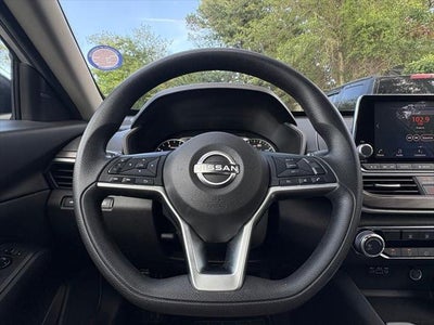 2024 Nissan Altima SV FWD