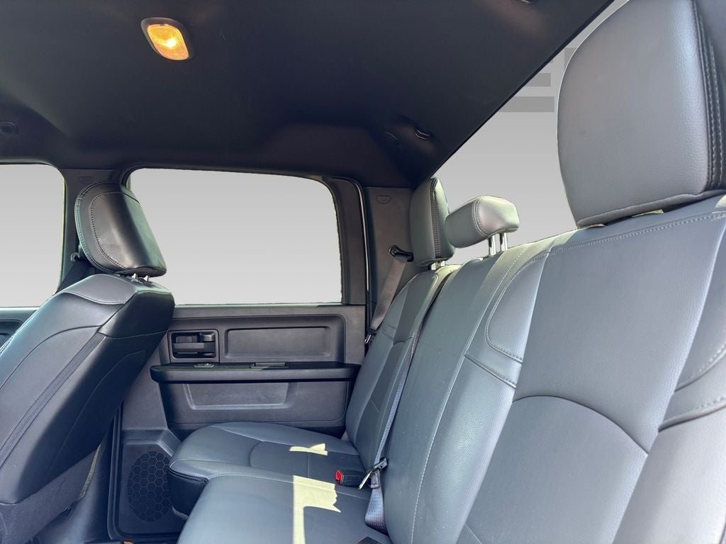 2024 RAM 2500 Tradesman Crew Cab 4x4 6'4' Box