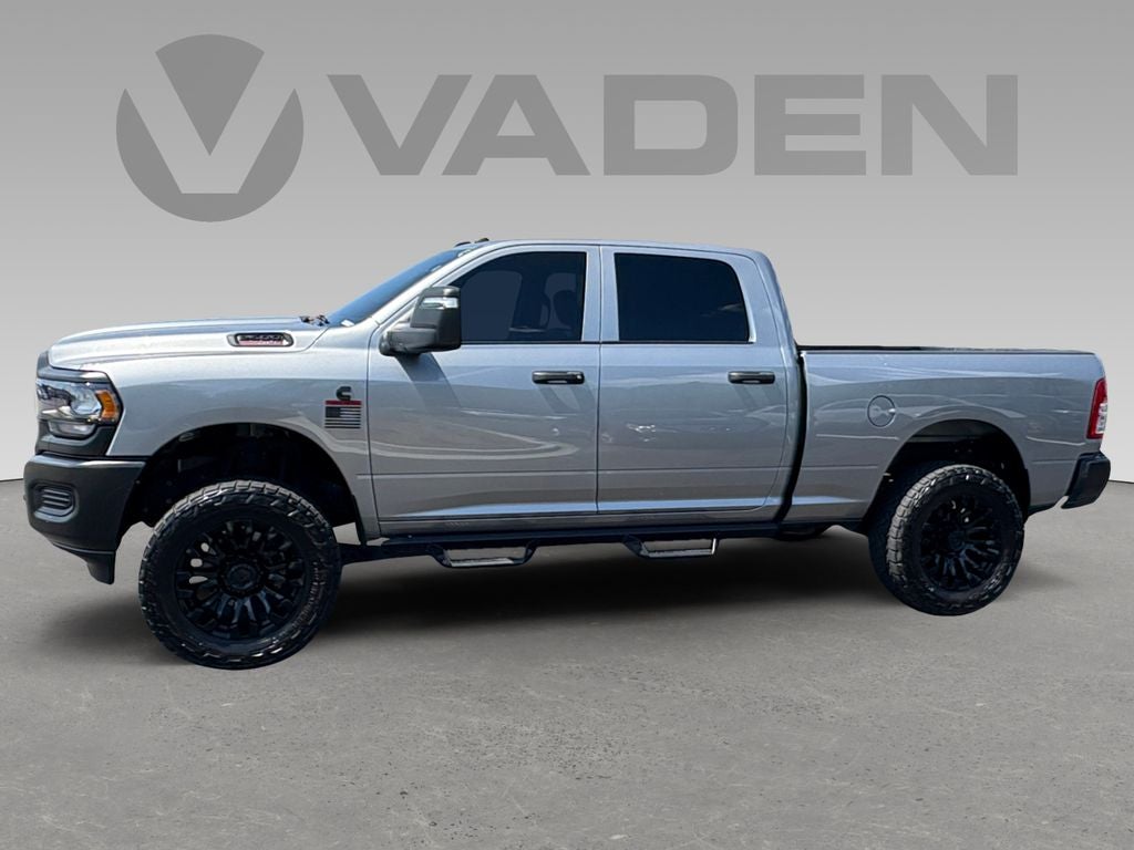 2024 RAM 2500 Tradesman Crew Cab 4x4 6'4' Box