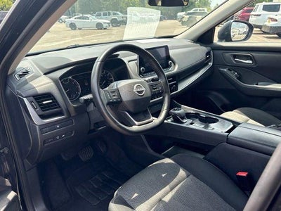 2025 Nissan Rogue SV FWD