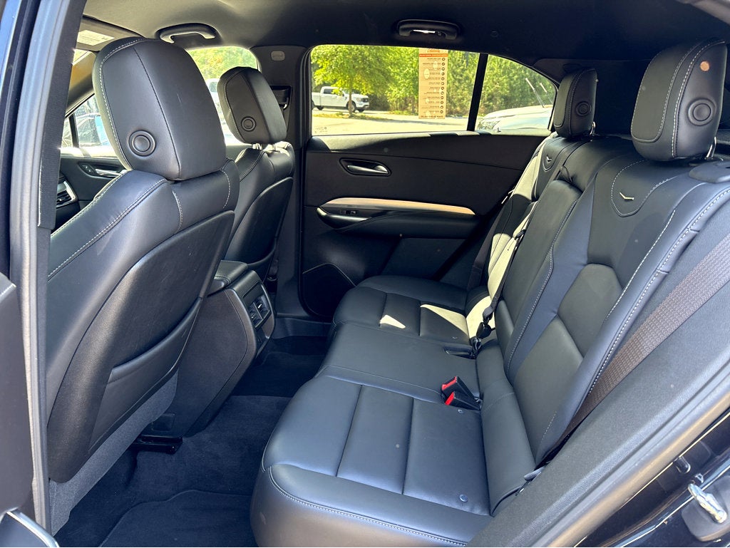 2023 Cadillac XT4 FWD Premium Luxury