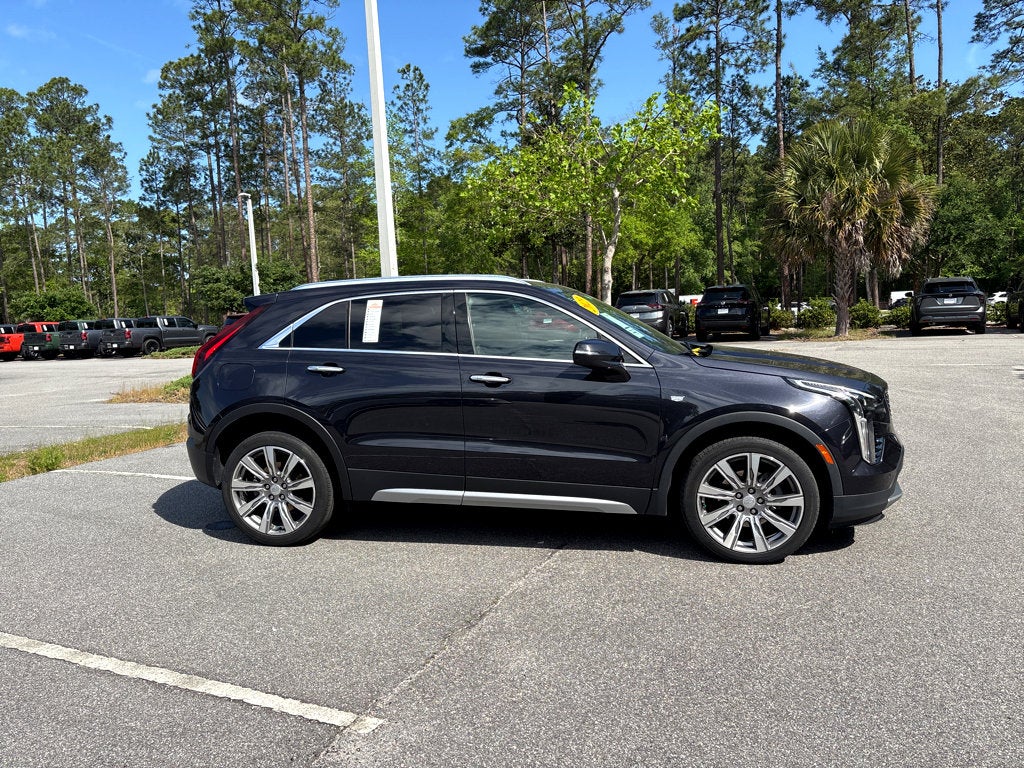 2023 Cadillac XT4 FWD Premium Luxury