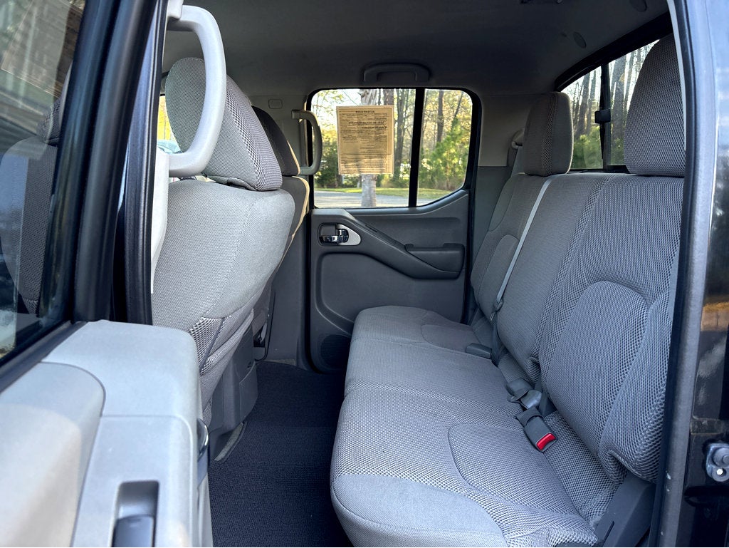 2016 Nissan Frontier SV