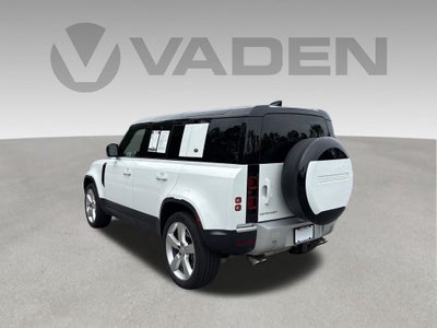 2024 Land Rover Defender 110 SE