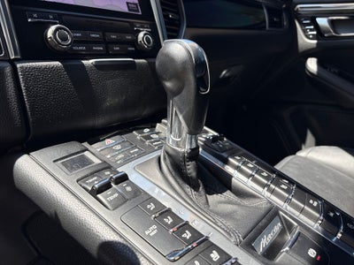 2018 Porsche Macan AWD
