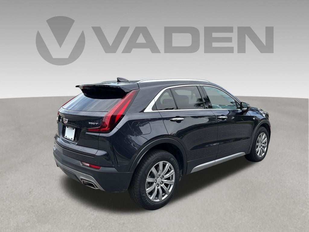 2023 Cadillac XT4 Premium Luxury