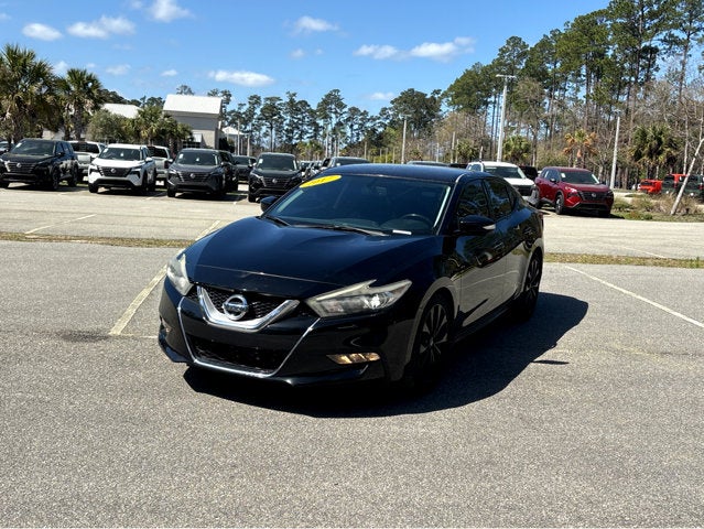 2017 Nissan Maxima SR