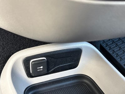 2021 Chrysler Voyager LX