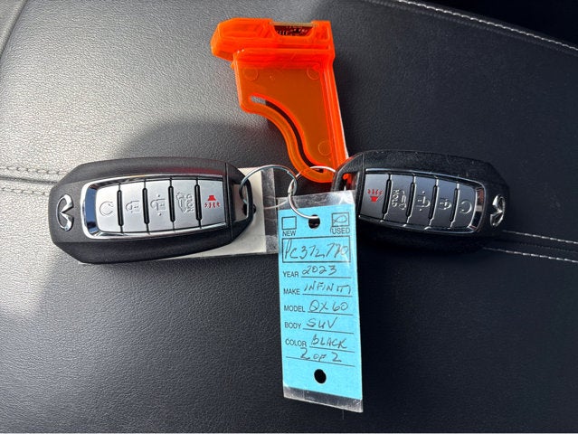 2023 INFINITI QX60 LUXE