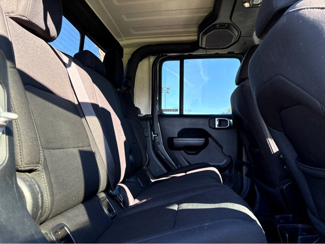 2021 Jeep Gladiator Willys