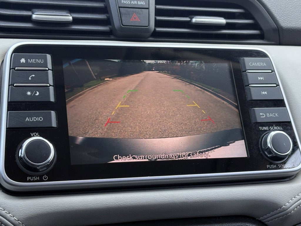 2020 Nissan Versa SV