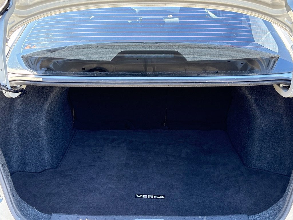 2021 Nissan Versa 1.6 SV