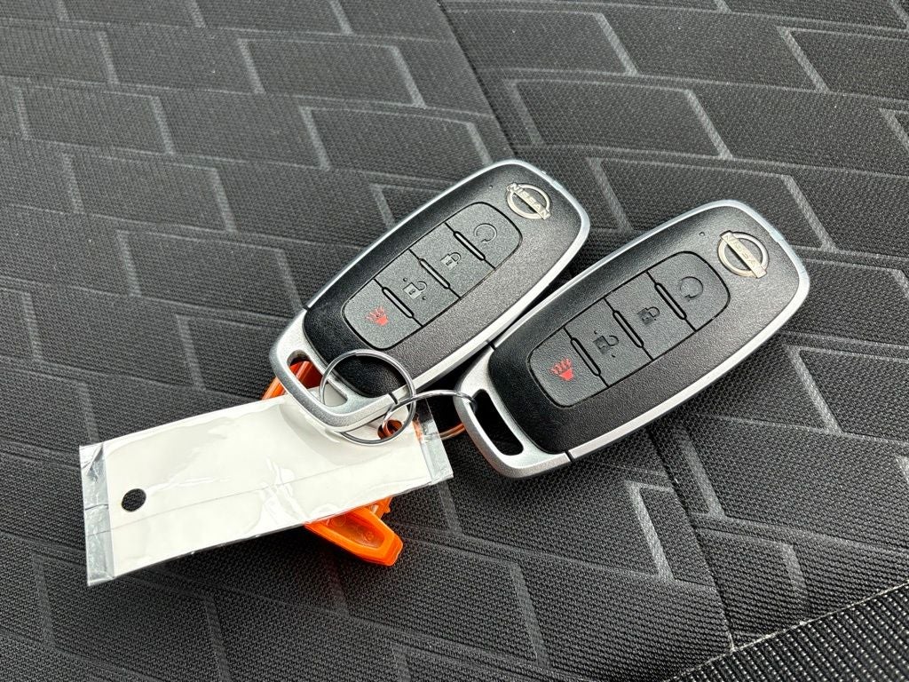 2023 Nissan Kicks SV