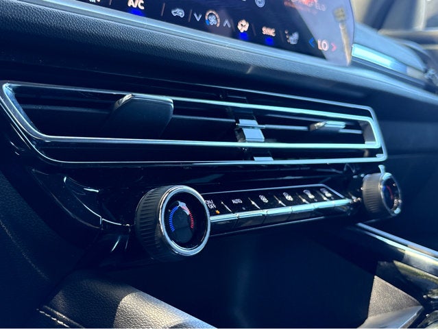 2025 Chevrolet Traverse FWD LT