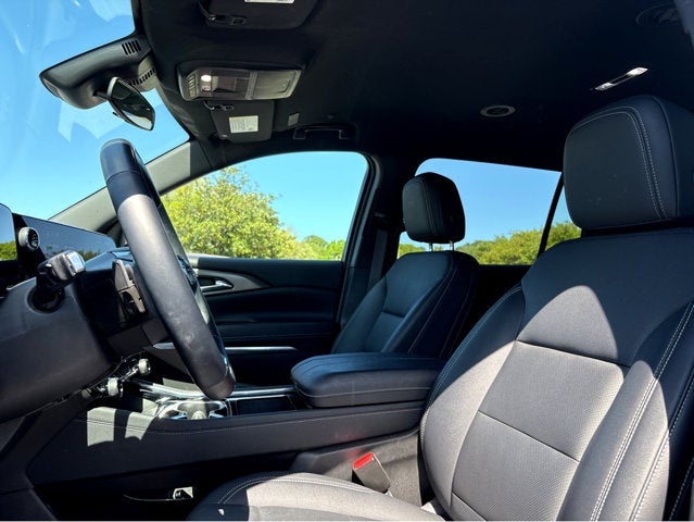 2025 Chevrolet Traverse FWD LT