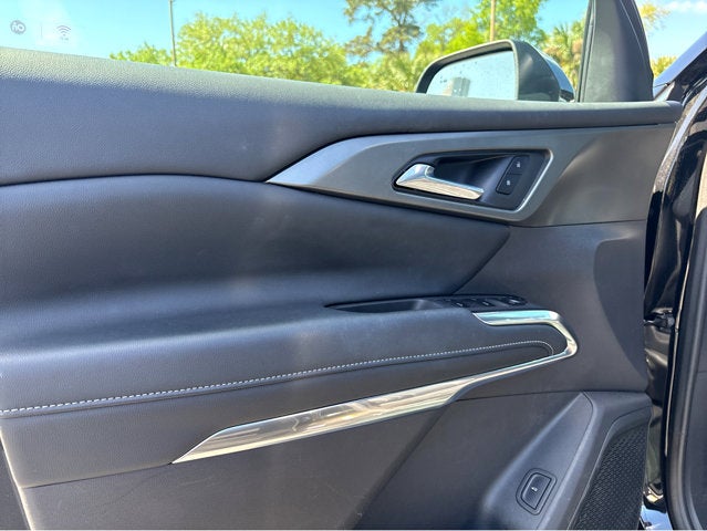 2025 Chevrolet Traverse FWD LT