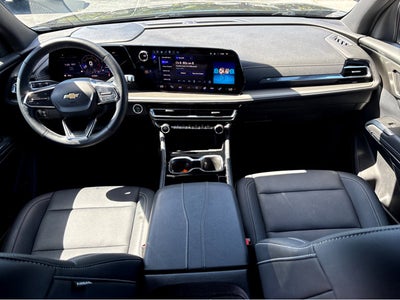 2025 Chevrolet Traverse FWD LT