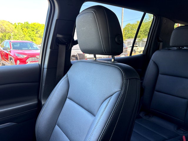 2025 Chevrolet Traverse FWD LT