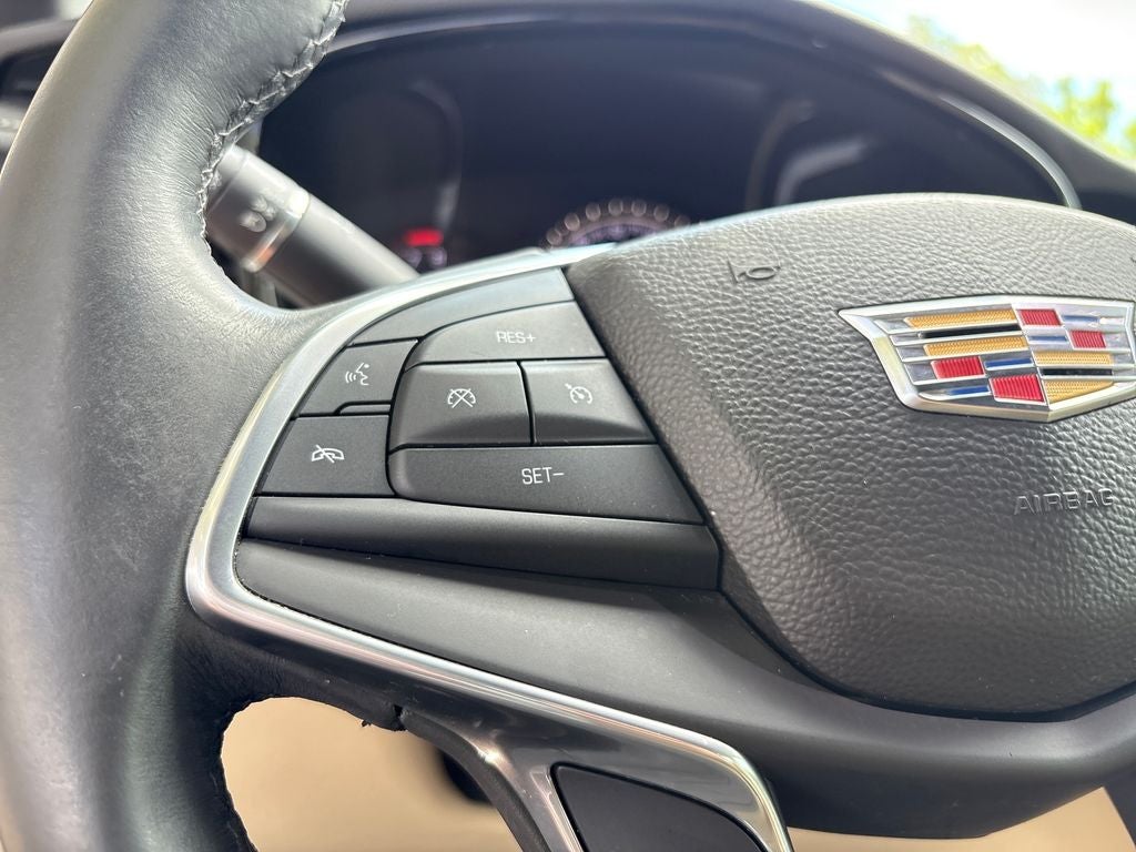 2017 Cadillac XT5 Base