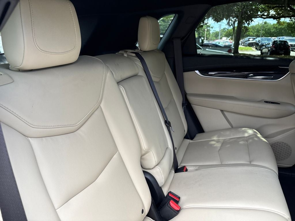 2017 Cadillac XT5 Base