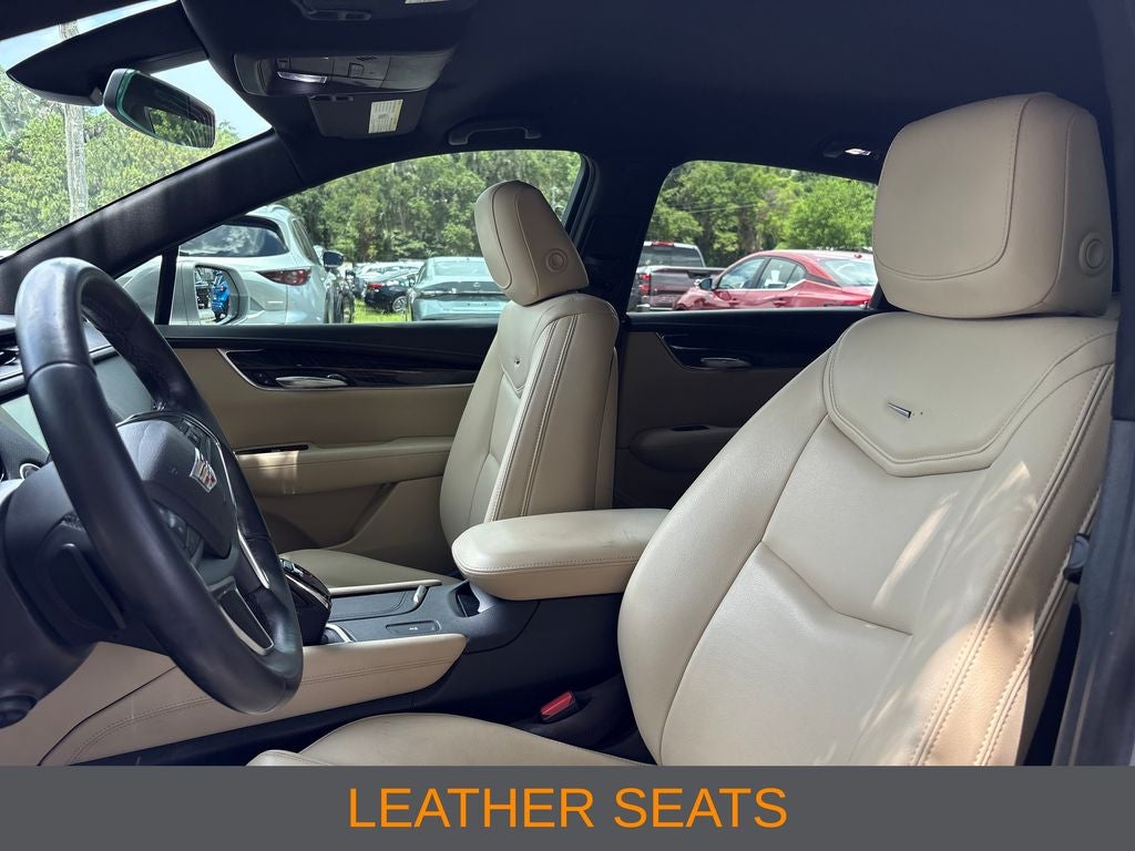 2017 Cadillac XT5 Base