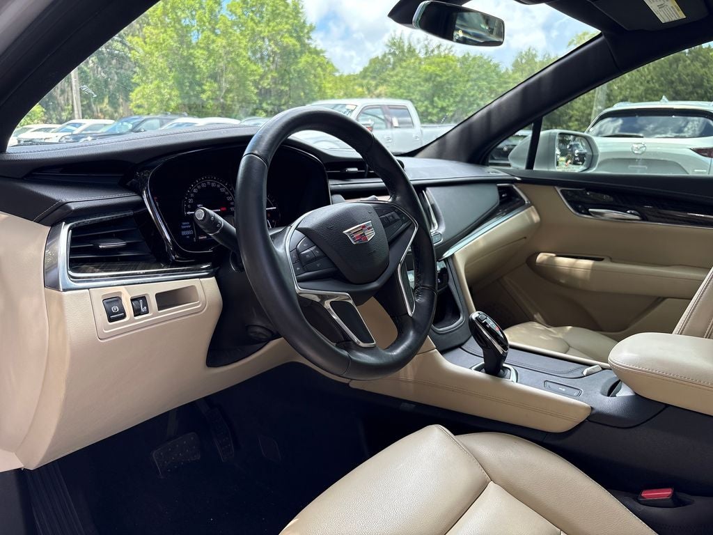 2017 Cadillac XT5 Base