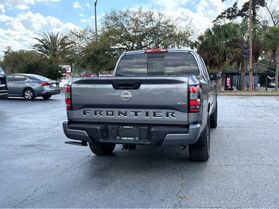 2024 Nissan Frontier SV