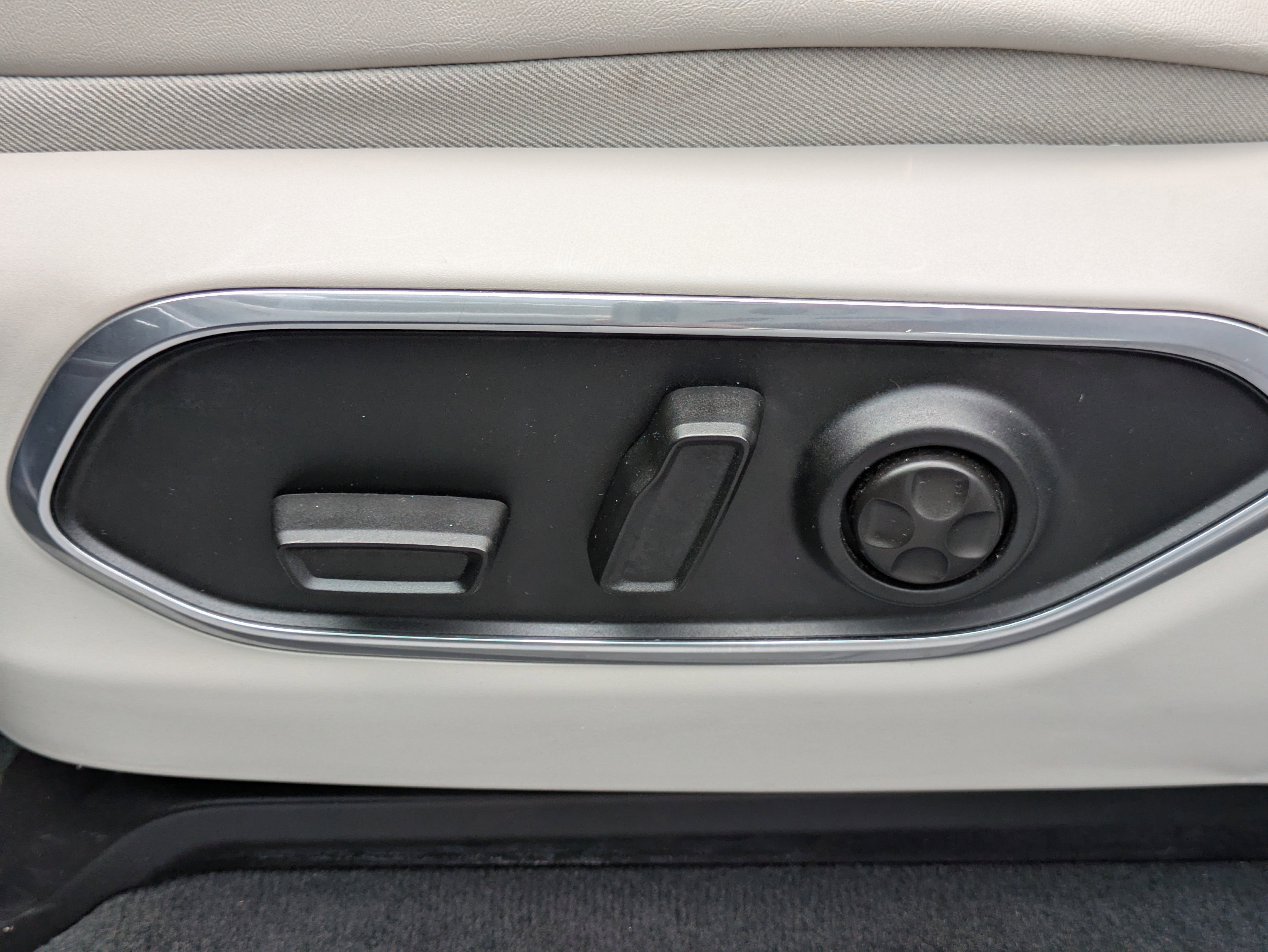 2023 Jeep Wagoneer L Series II