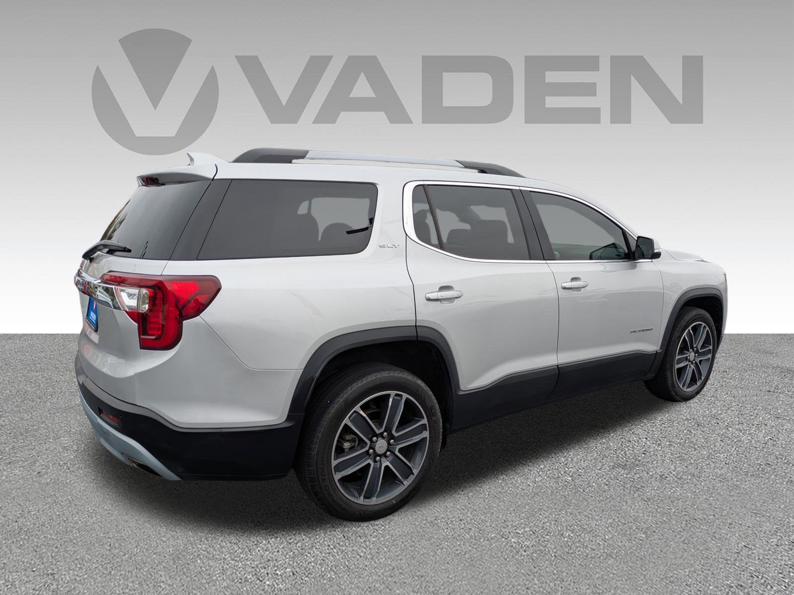 2020 GMC Acadia SLT
