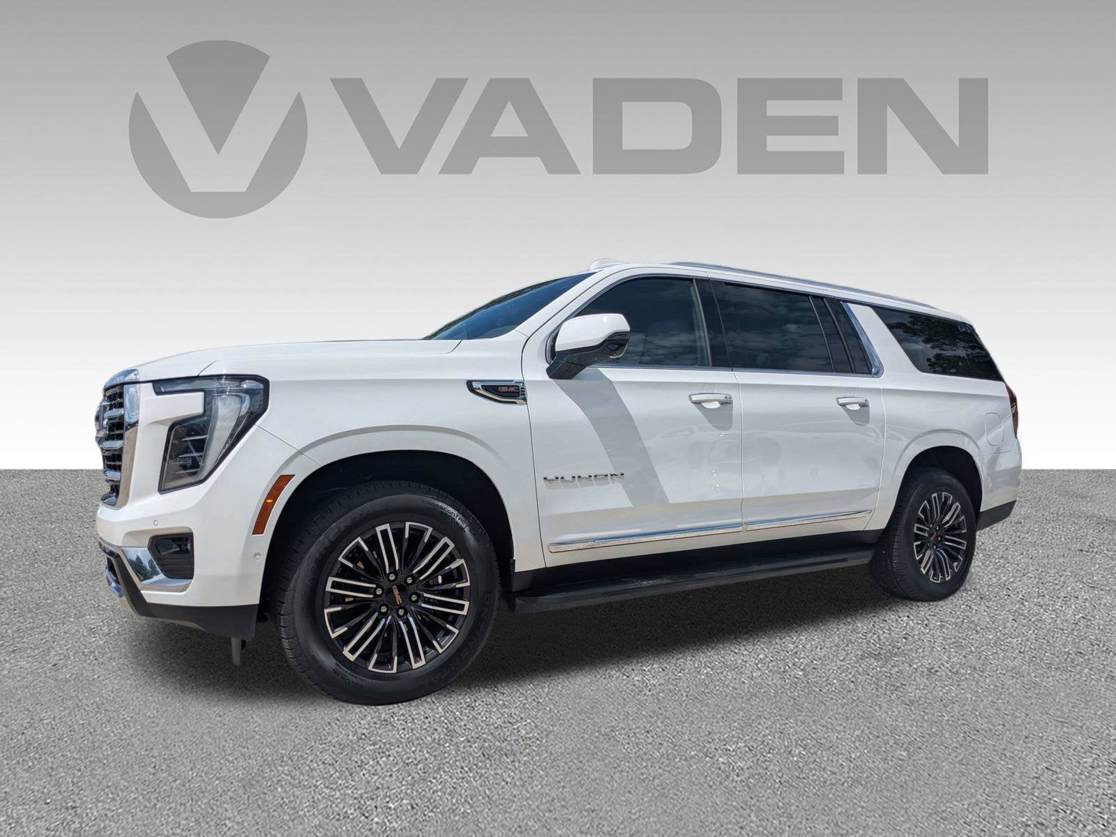 2025 GMC Yukon 4WD Elevation's photo