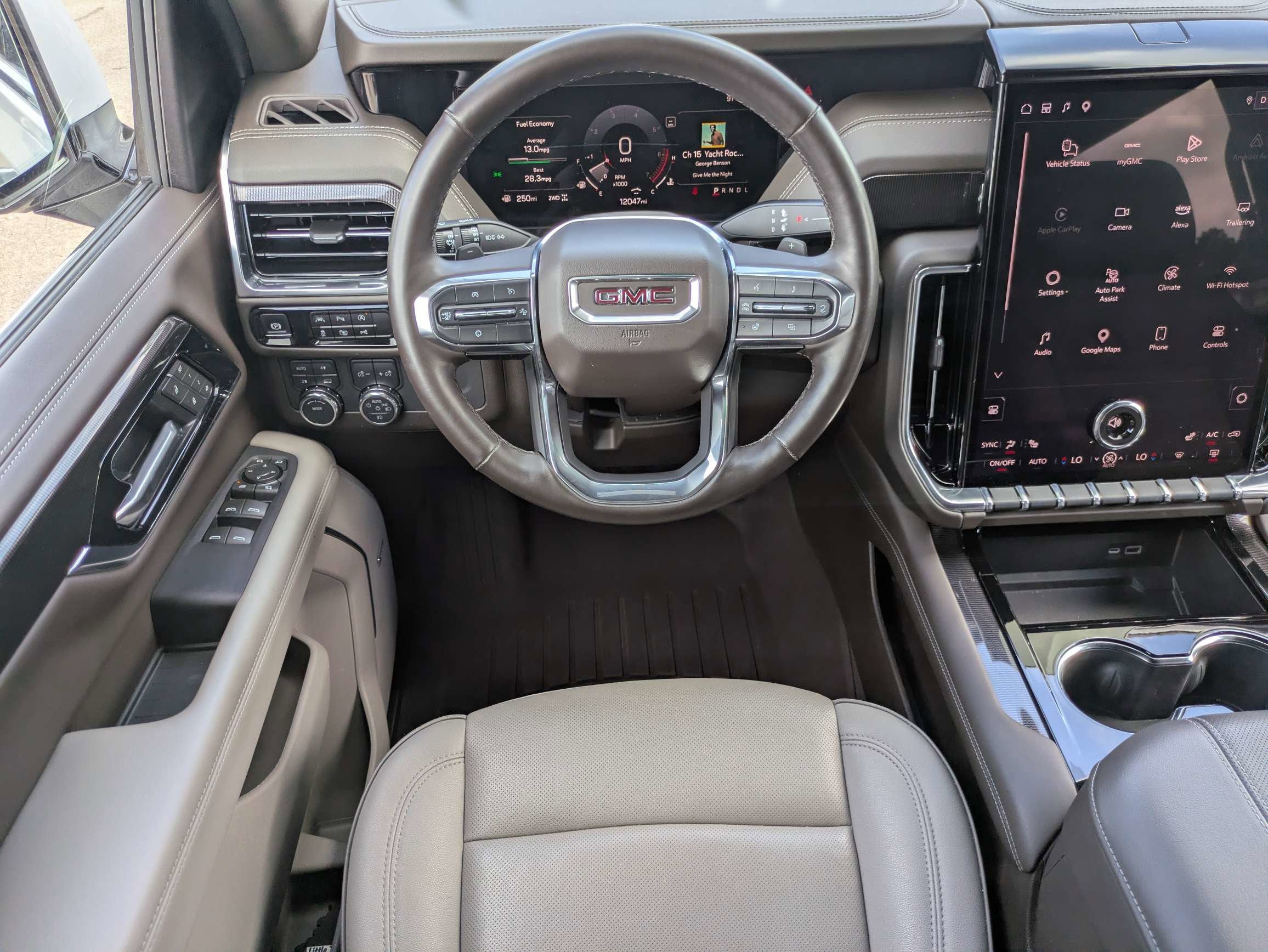 2025 GMC Yukon XL Elevation
