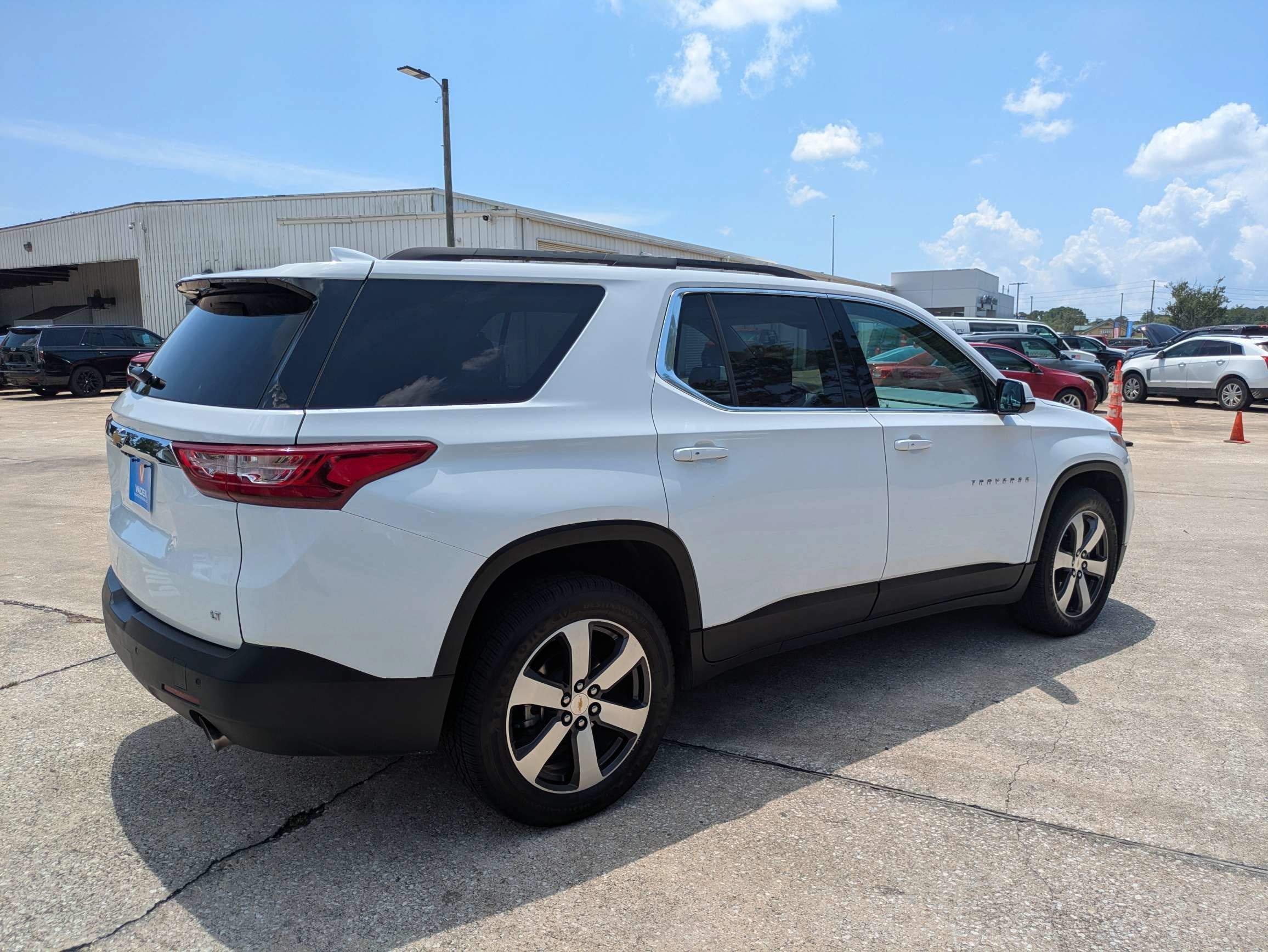 2020 Chevrolet Traverse LT Leather