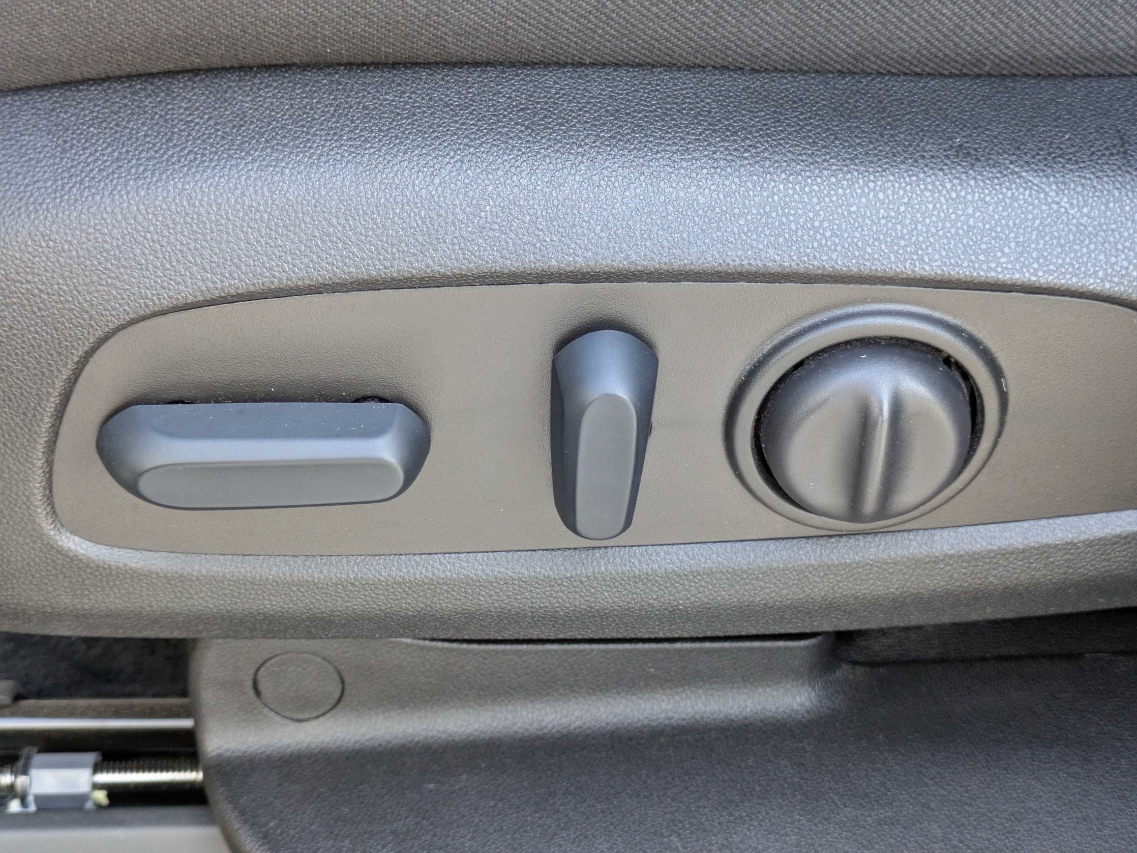 2024 Chevrolet Traverse Limited LT Cloth