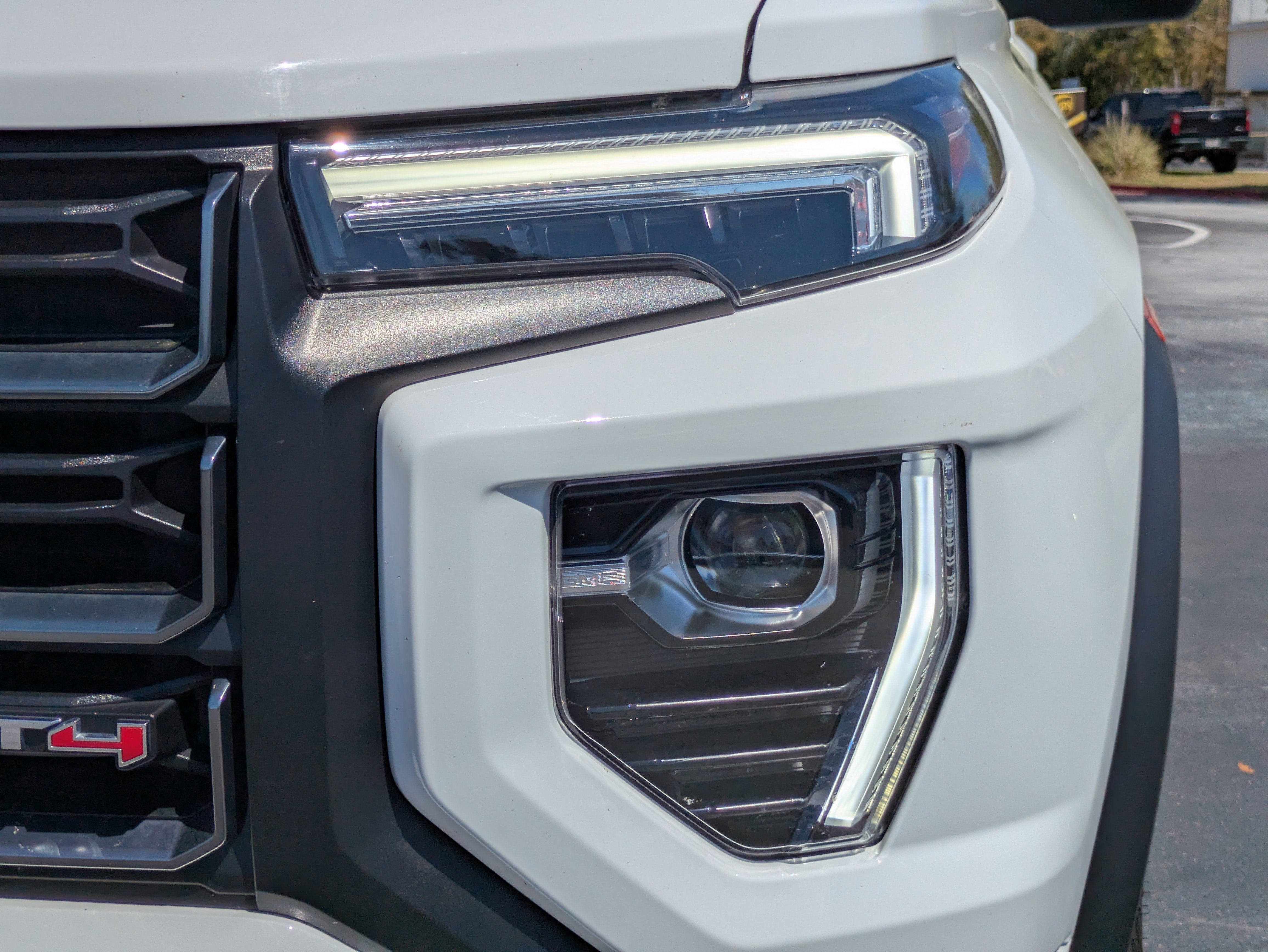 2024 GMC Canyon 4WD AT4