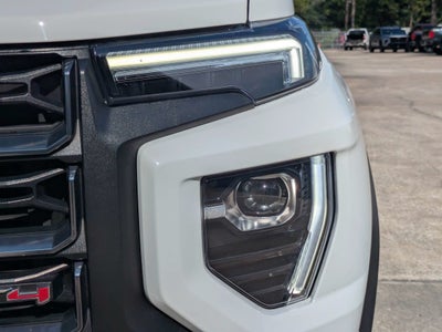 2023 GMC Canyon 4WD AT4