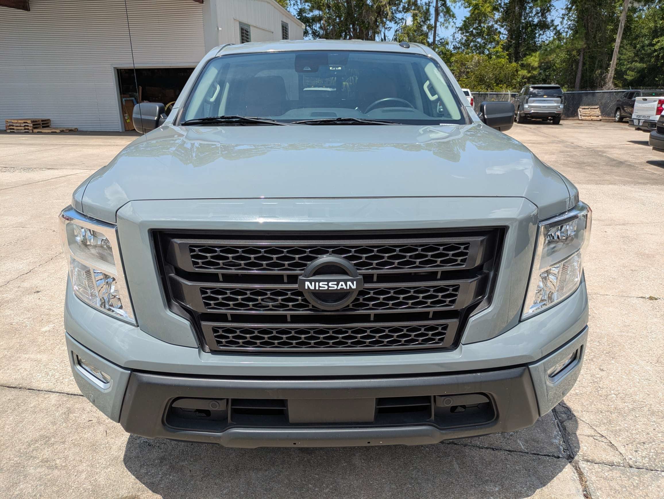 2021 Nissan Titan SV