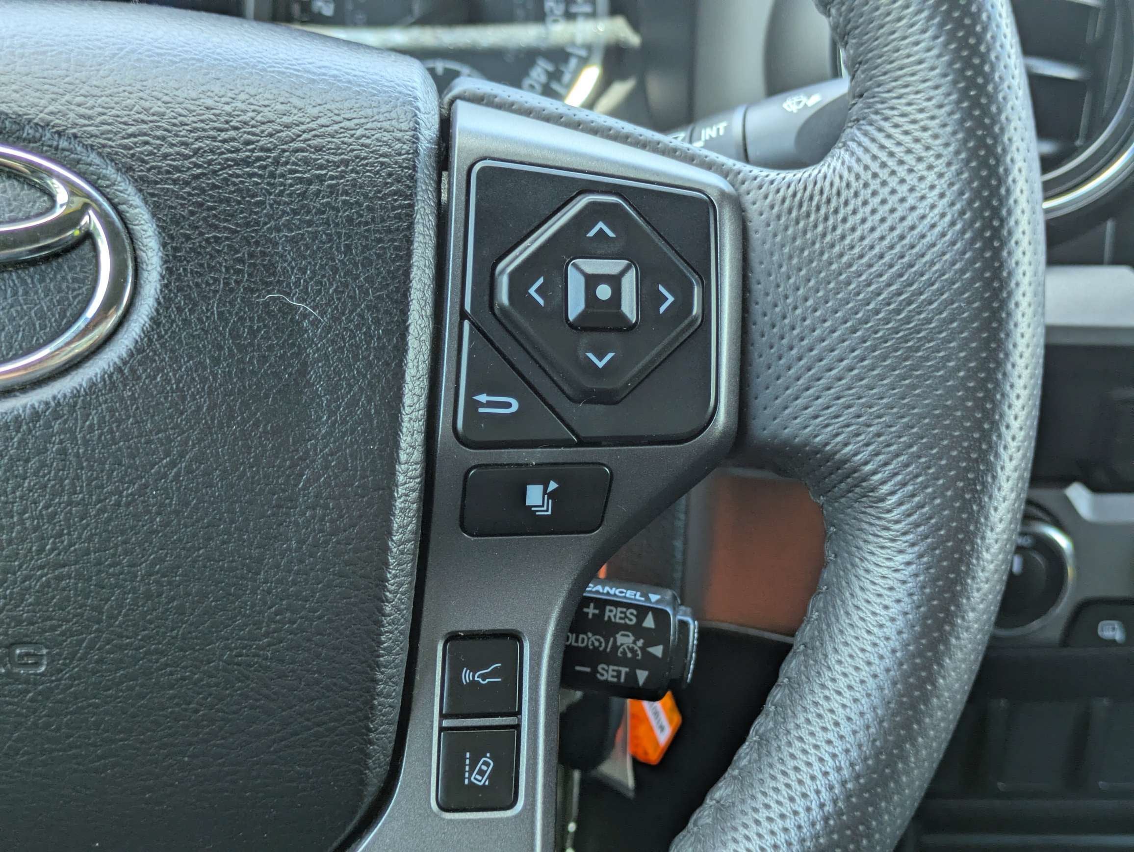 2021 Toyota Tacoma 4WD TRD Off Road
