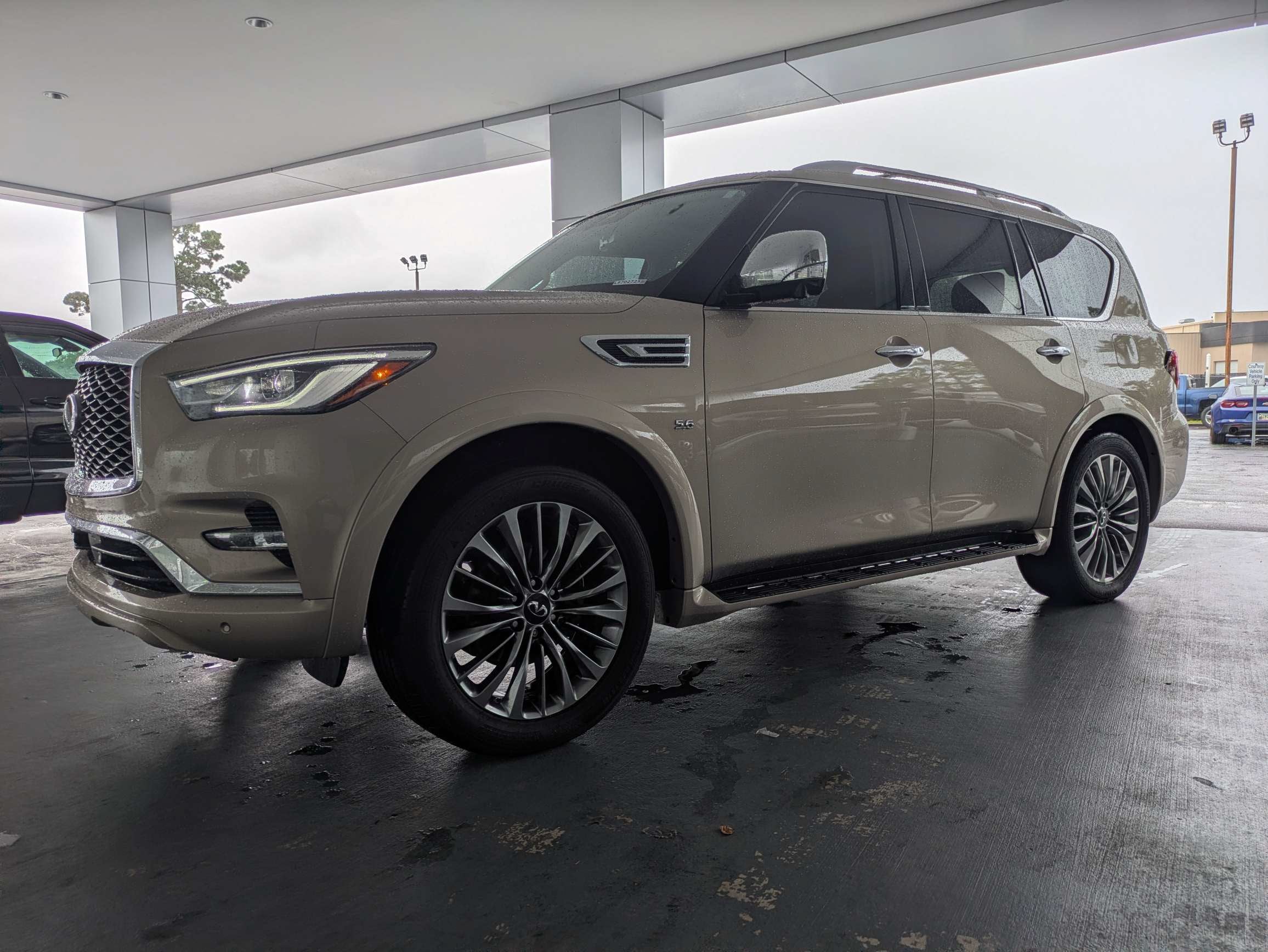 2020 INFINITI QX80 LUXE