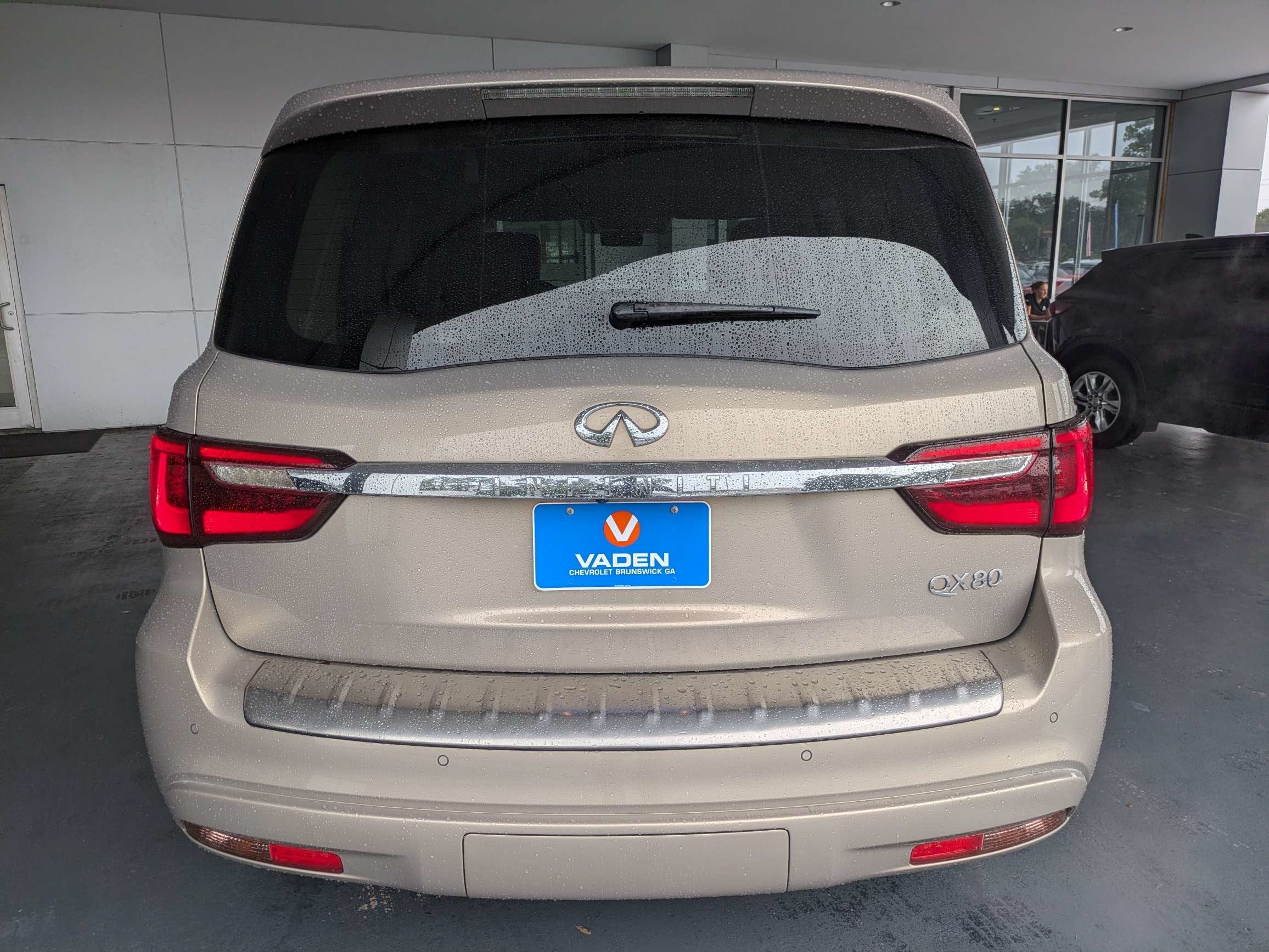 2020 INFINITI QX80 LUXE