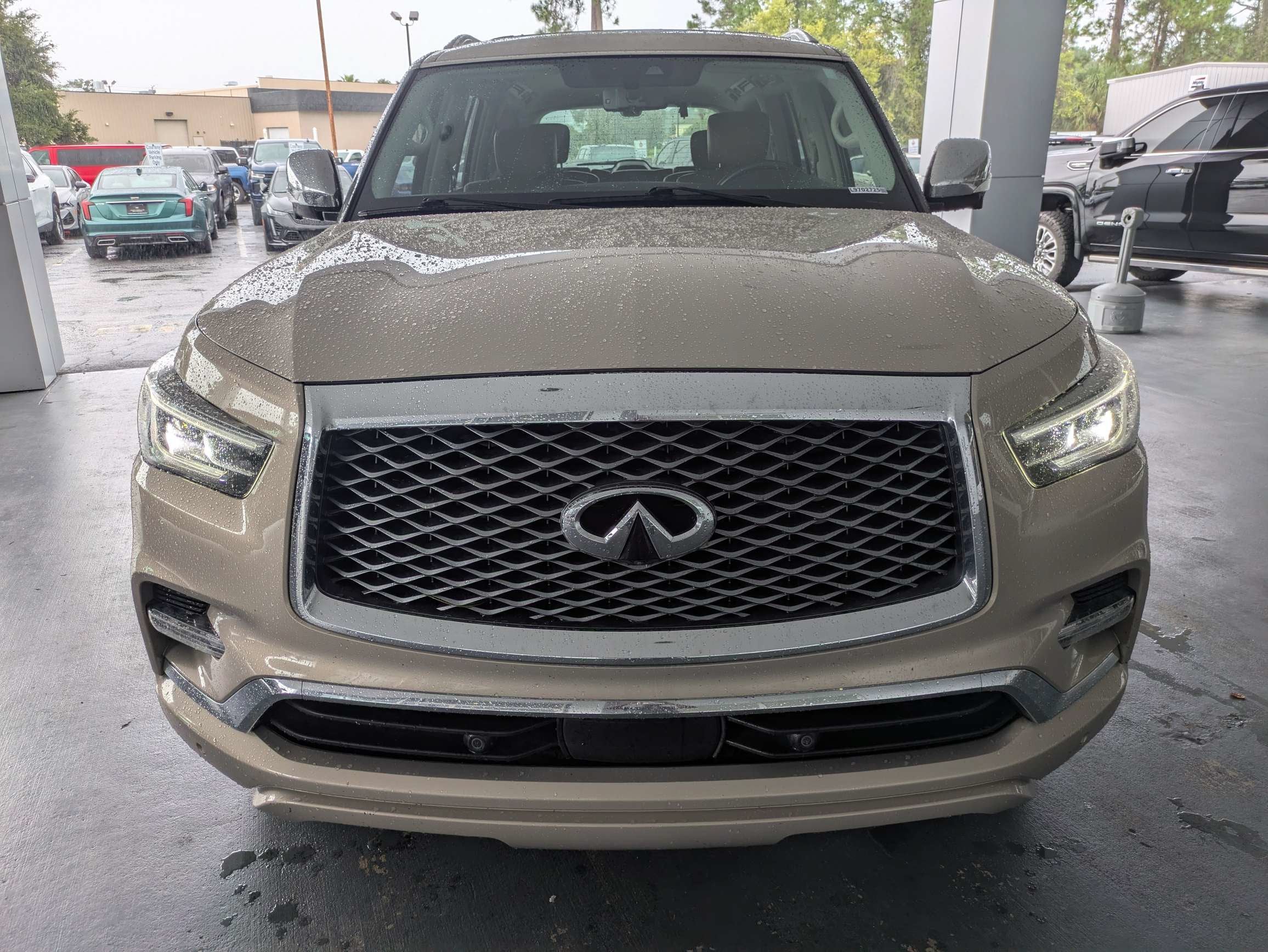2020 INFINITI QX80 LUXE