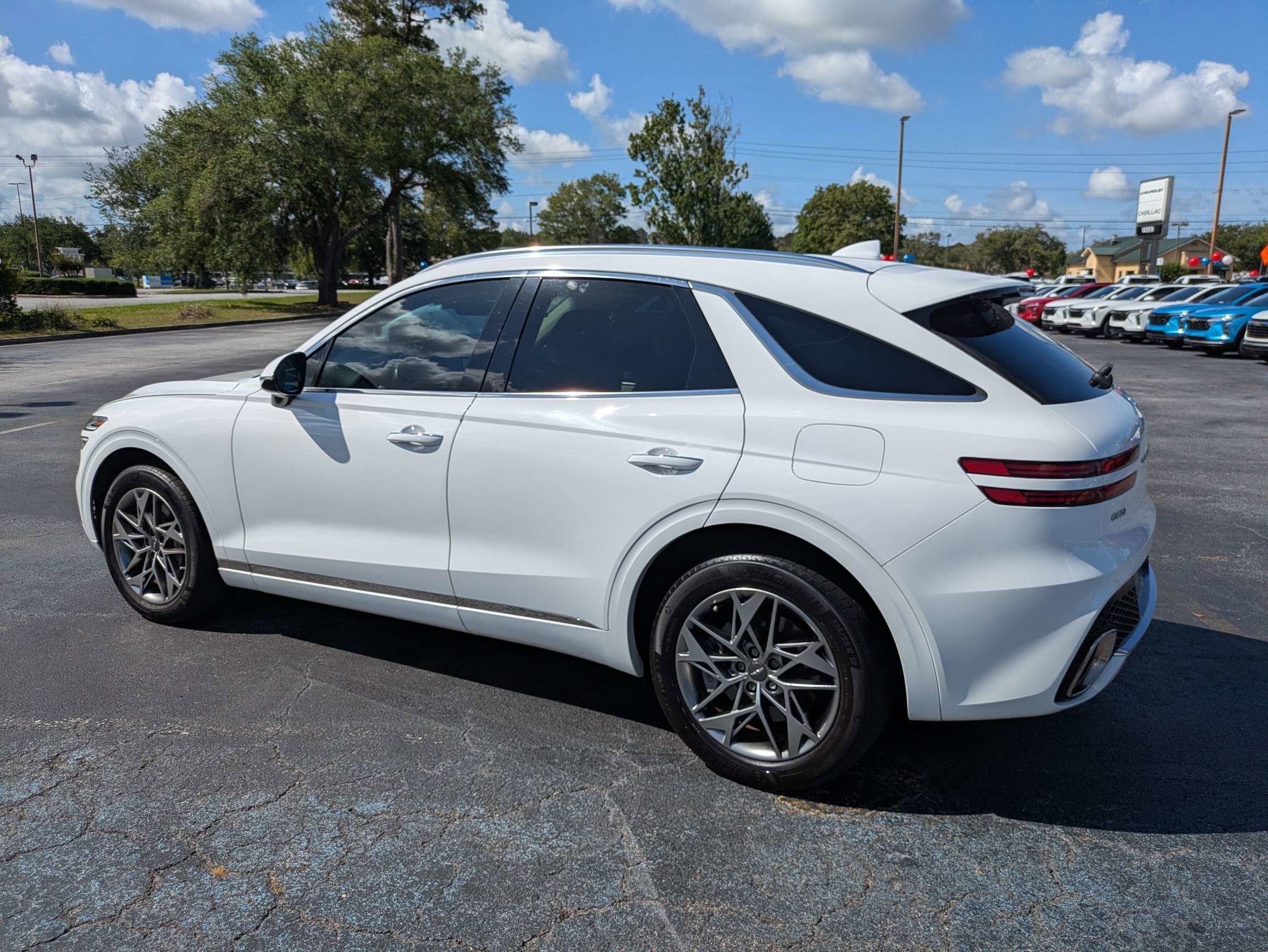 2023 Genesis GV70 2.5T